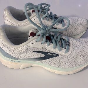 Brooks Women's Running Shoes - White and Blue